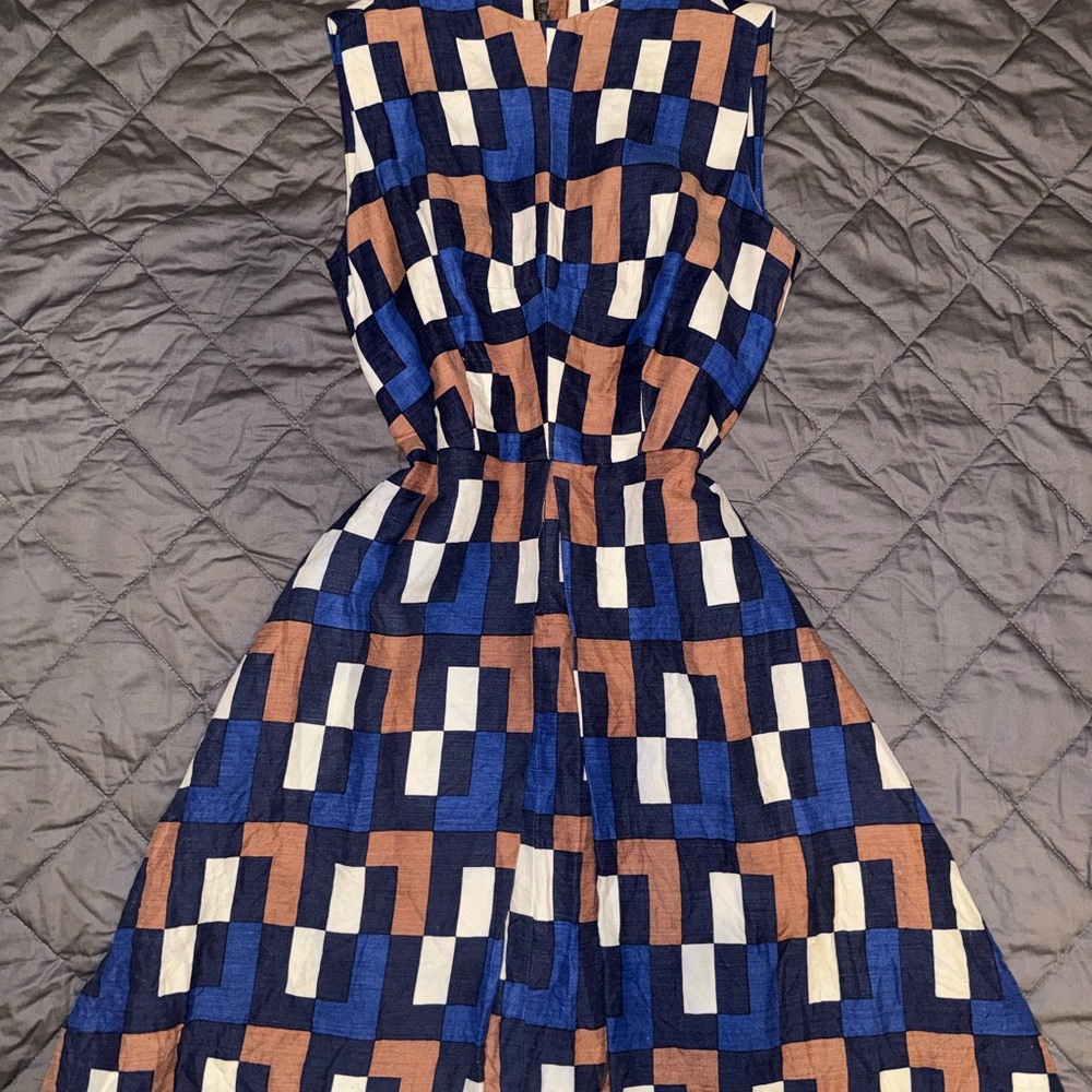 An Original Milly of New York Sleeveless Midi Dress in Blue, Brown & Cream